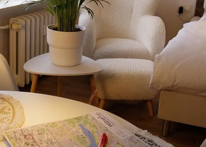 アパート Poznaj *